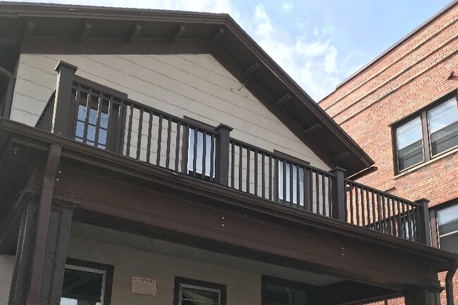 Foto del edificio - 312 N Carroll St
