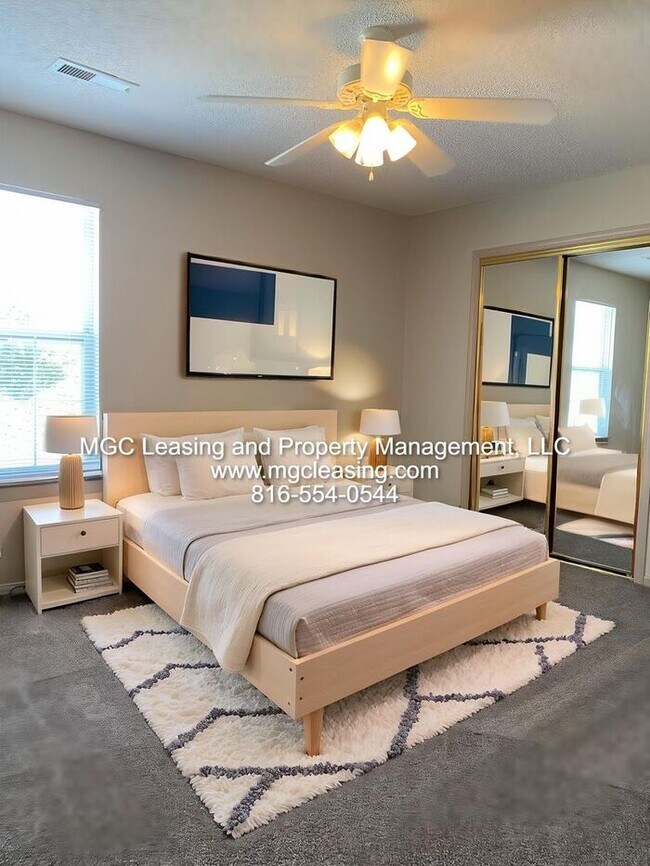 Foto del edificio - Enjoy the Lifestyle at South Garden Townhomes in Harrisonville!