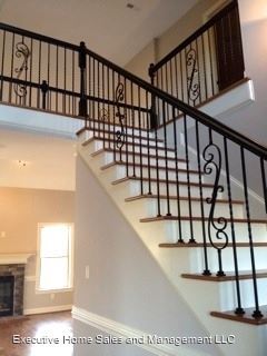 Foto del edificio - 3 br, 2.5 bath House - 212  Laurel Drive