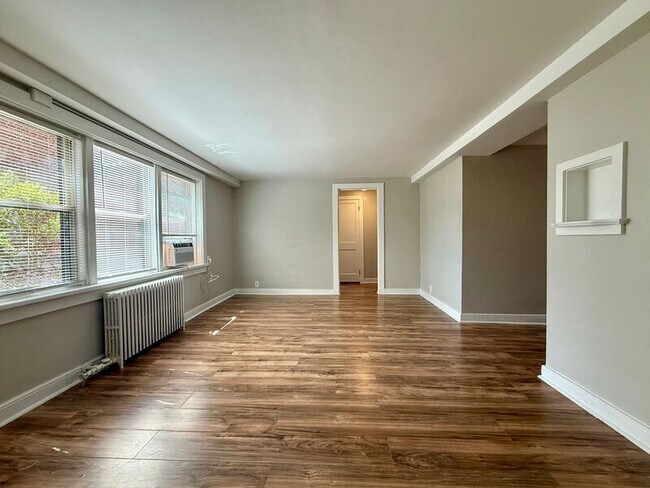 Foto del edificio - 1400 Kenmore Ave