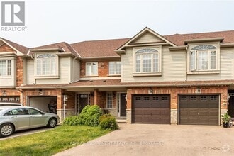 Building Photo - 34 Elderberry Ave