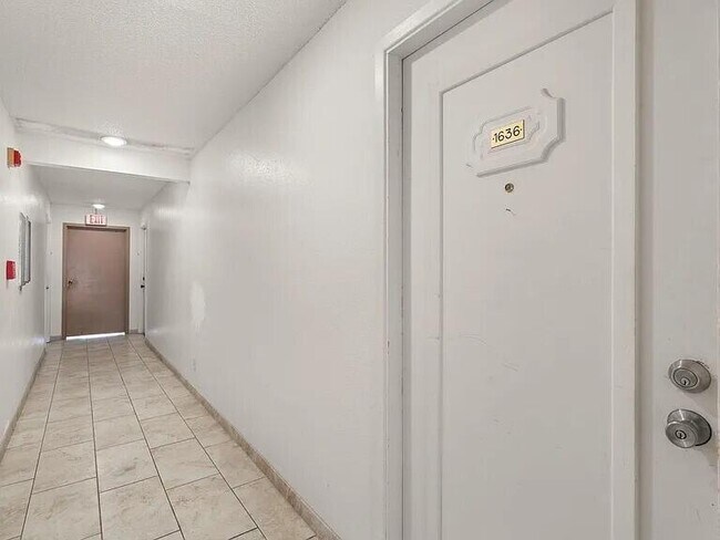 Building Photo - 3869 Montgomery Blvd NE