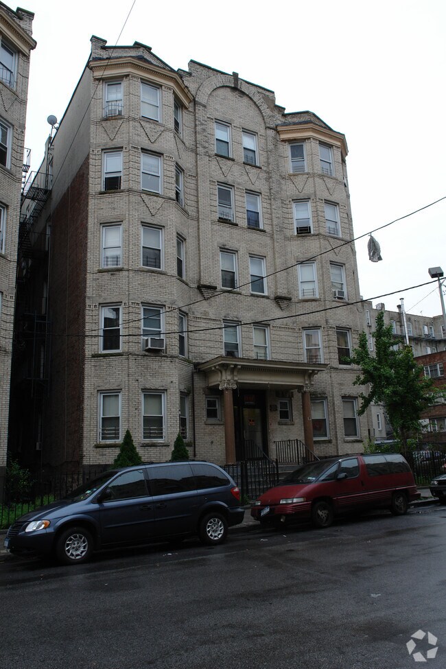 12 Lawrence St, Yonkers, NY 10705 Apartments Yonkers, NY