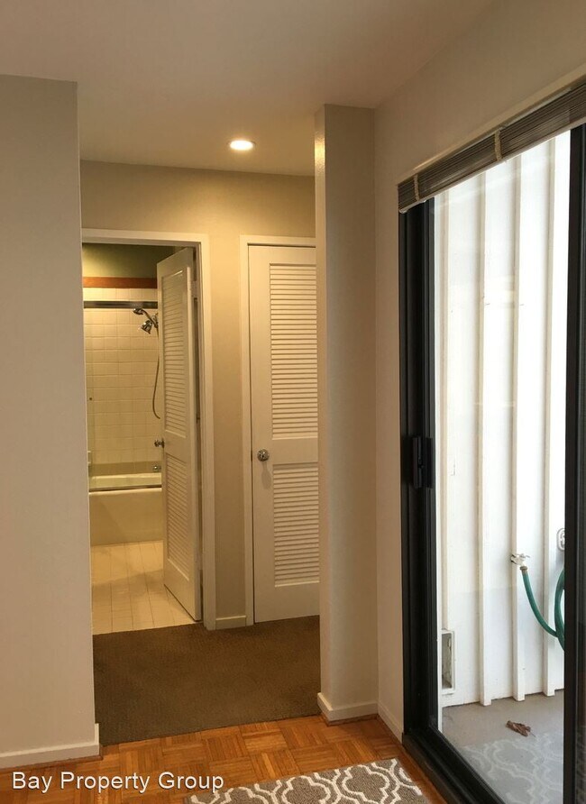 Building Photo - 1 br, 1 bath House - 360 Church Street #B