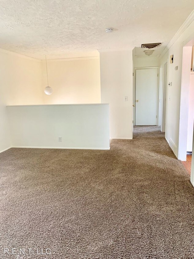 Primary Photo - 4 br, 2 bath House - 4457 Woodgrove Dr