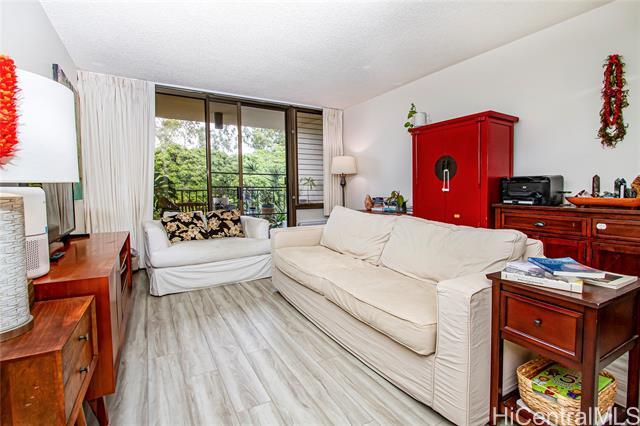 Foto del edificio - 3138 Waialae Ave