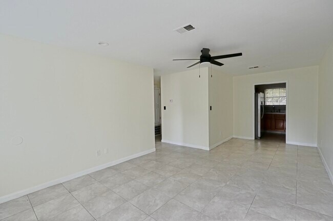 Foto del edificio - 3408 Green Briar Cir