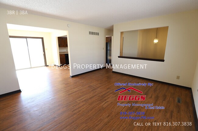 Foto del edificio - 1229 Broadmore Ln