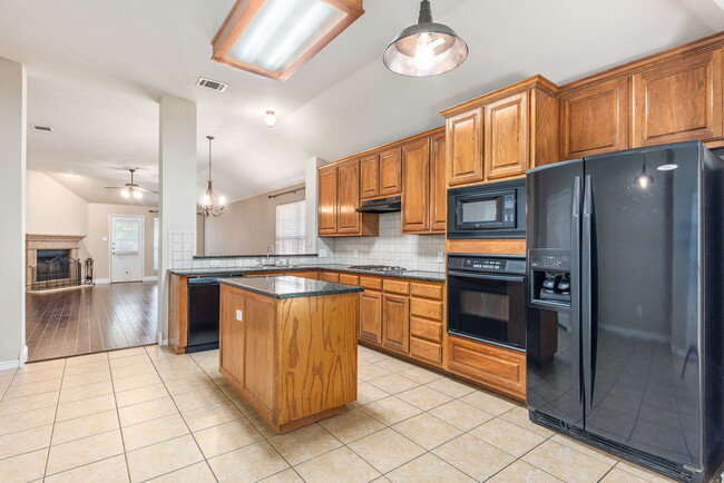 Building Photo - 8113 Elk Mountain Trail