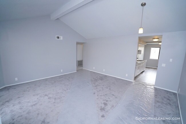 Building Photo - 13825 Beaver St
