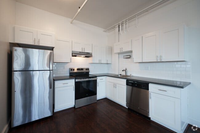 Studio - 1,350SF - Kitchen - Exchange Studios