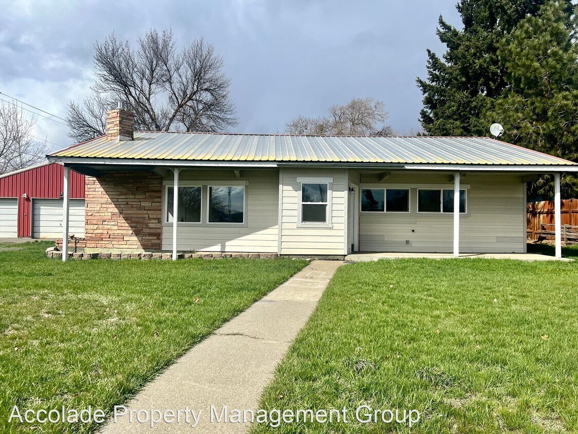 5 br, 2 bath House 801 East Manitoba Avenue House Rental in Ellensburg, WA