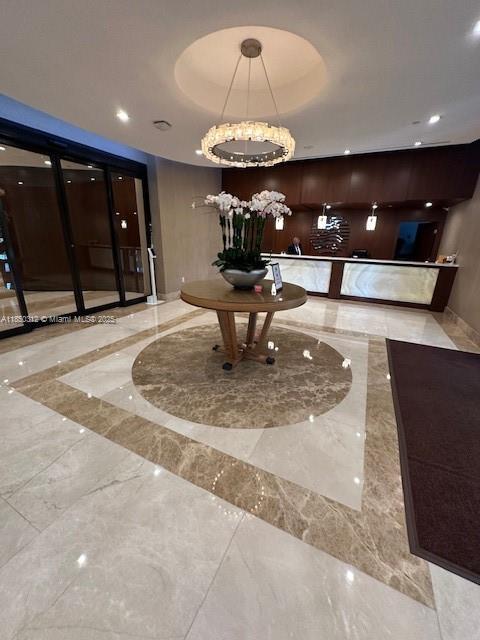 Foto del edificio - 19667 Turnberry Way