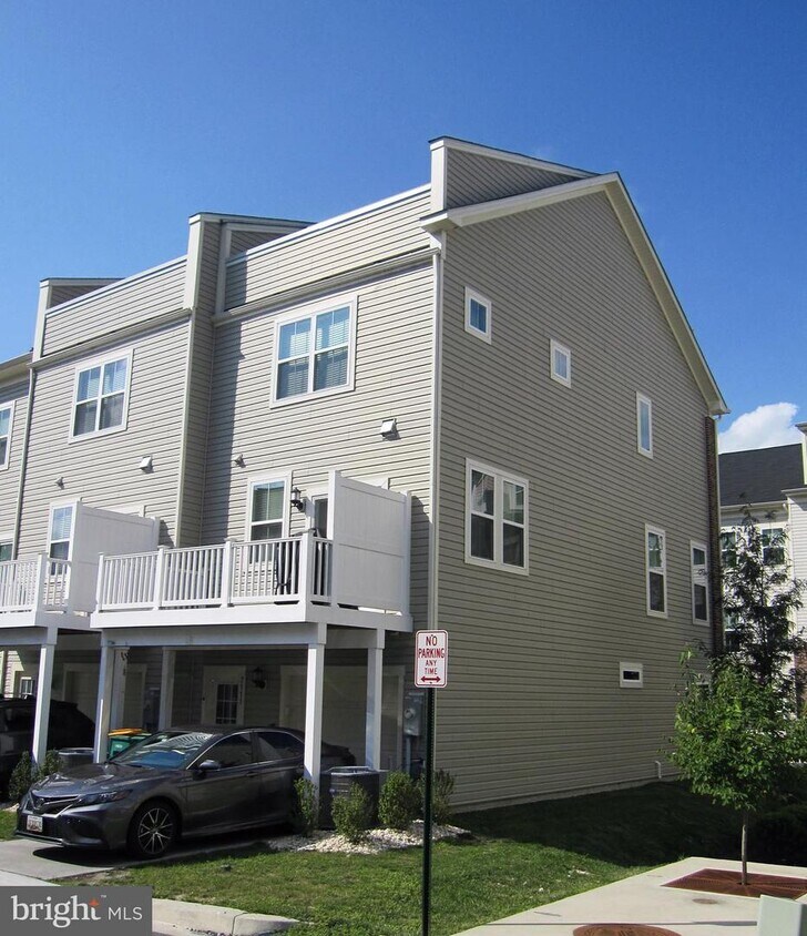 7111 Tyndale Way, Hanover, MD 21076 Townhome Rentals in Hanover MD