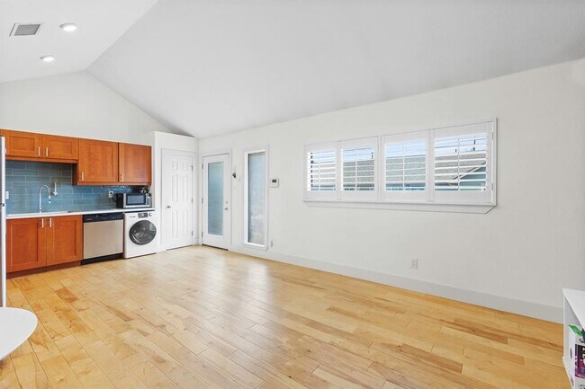 Foto del edificio - 1307 E 52nd St