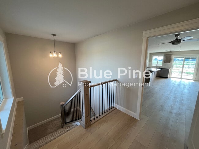 Building Photo - 6360 Ender Ln