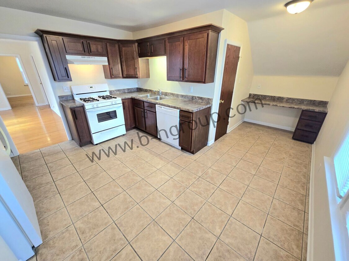 Foto principal - 609 45th St