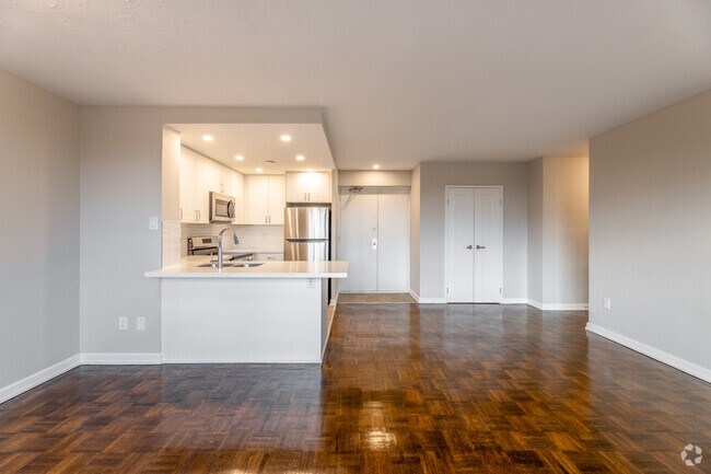 2BR, 2BA - 850 SF - Salle à manger/Salon - Ravine Park Apartments