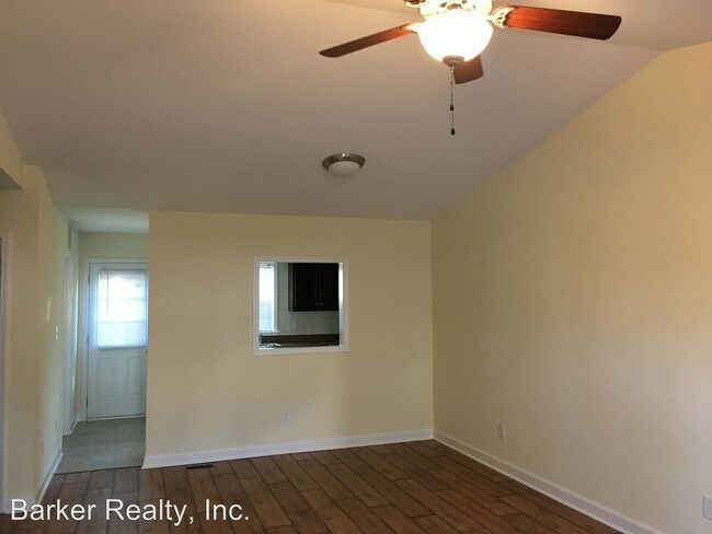 Building Photo - 2 br, 1 bath House - 404 Top Greene Lane