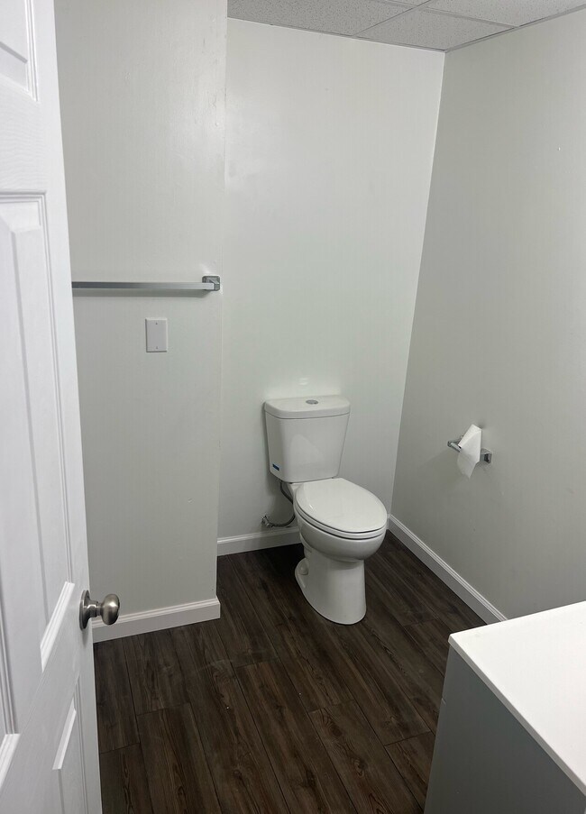 Building Photo - Brackenridge D