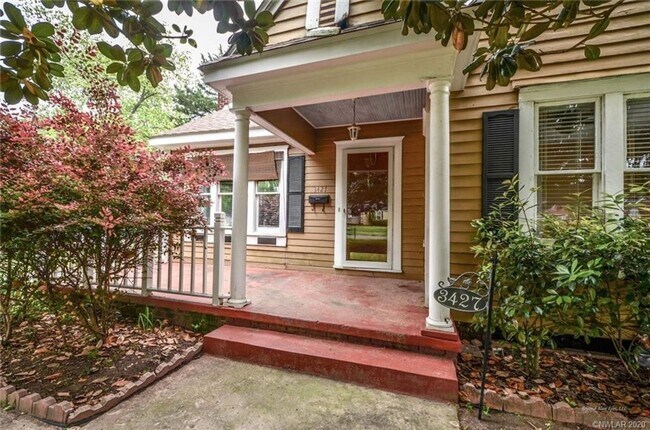 Building Photo - 3 br, 1 bath House - 3427 Broadmoor Blvd