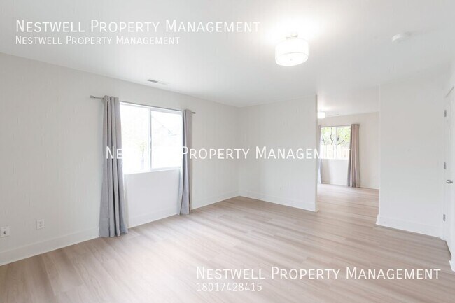 Foto del edificio - Beautifully Remodeled Home Steps from Herr...