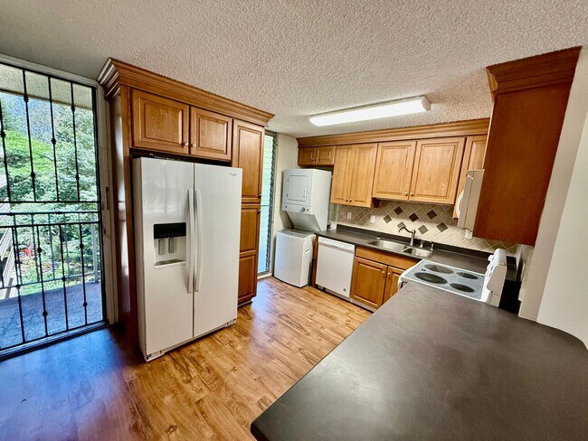 Foto del edificio - Waikalani Woodlands 2BD/1BA/2PK