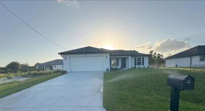 Building Photo - 4606 Dora Ave S