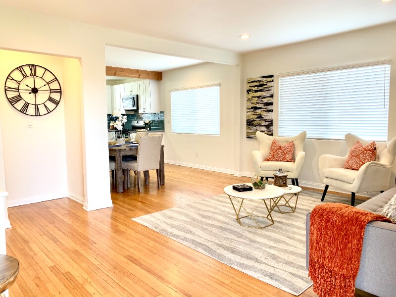 Photo - 819 S Grand View St (Los Angeles, CA)