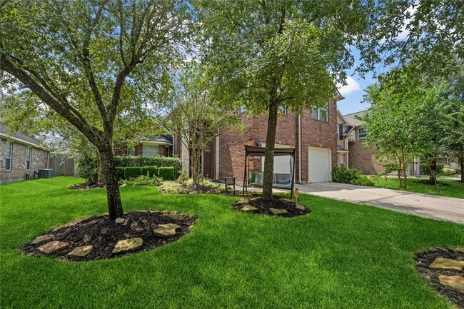 Building Photo - 20698 Oakhurst Meadows Dr