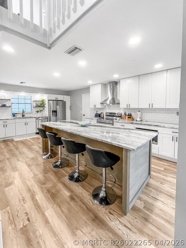 Foto del edificio - 12989 Meadowbreeze Dr