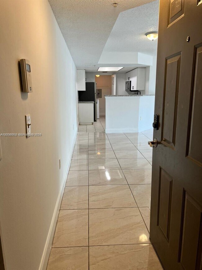 Foto del edificio - 5065 Wiles Rd