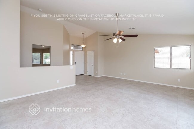 Building Photo - 30459 Maple Chase Dr