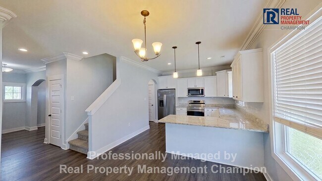 Building Photo - Spacious 3 BD/2.5 BA + Bonus Room | Community Boat Ramp & Dock Access