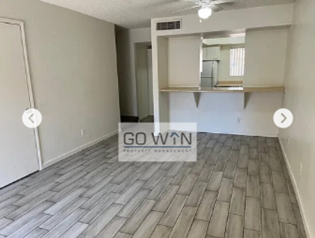 Photo - 2801 E Marconi Ave Apartment