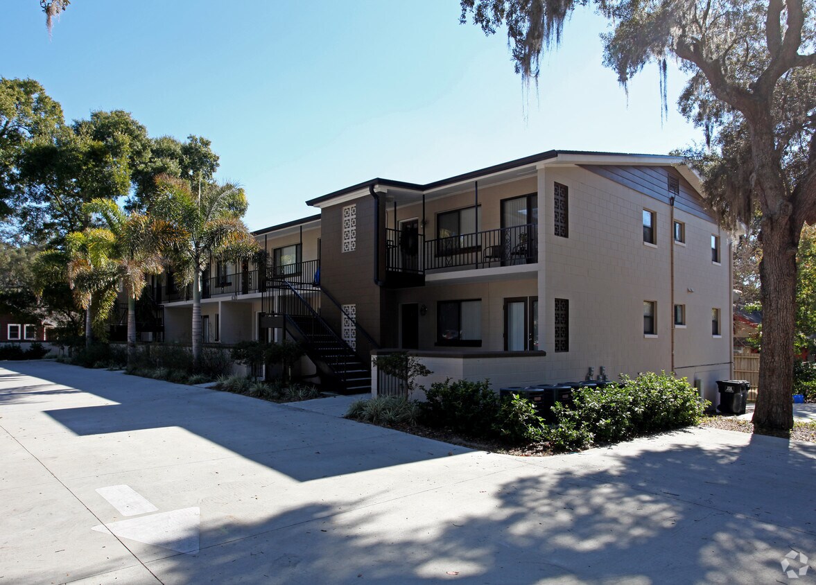 Foto del edificio - 630 Hillcrest St