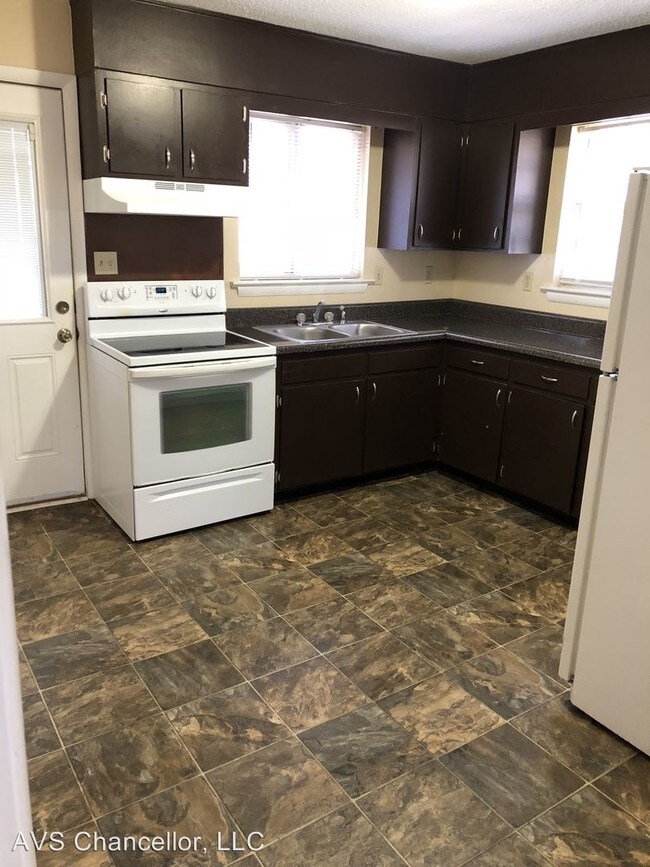 Building Photo - 4 br, 2.5 bath House - 7648 Mallette Rd.