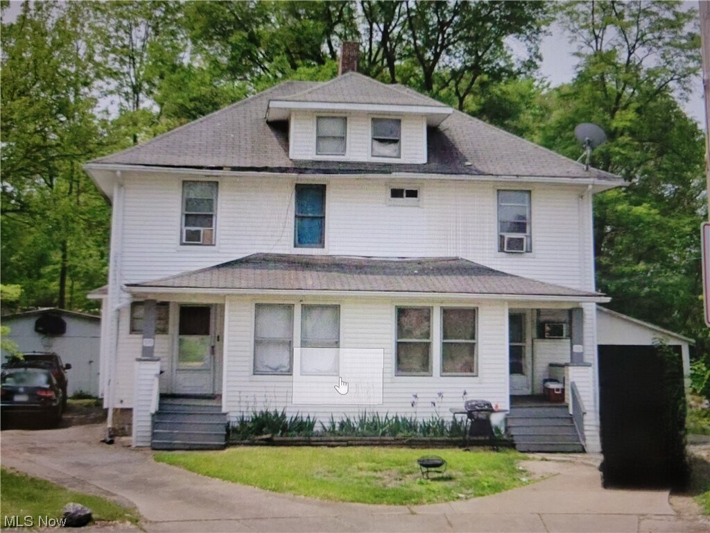 980 Columbia Pl SE, Warren, OH 44484 Room for Rent in Warren, OH