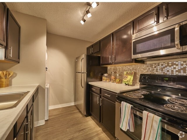 Dayton Crossing Apartments Denver Reviews Dayton Crossing Apartments Denver Reviews