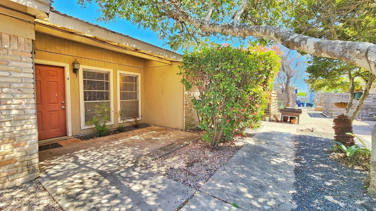 Foto principal - 3420 Willowrun Dr