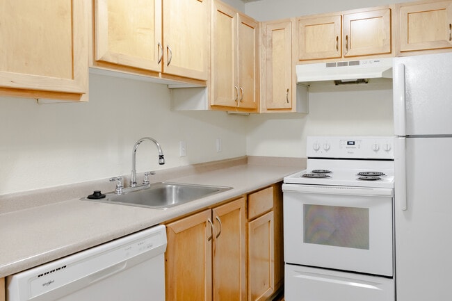 GREENBURG OAKS - PORTLAND, OR - Greenburg Oaks