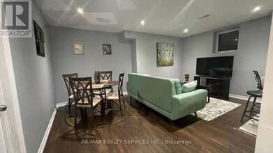 Building Photo - 53 Pappain Crescent