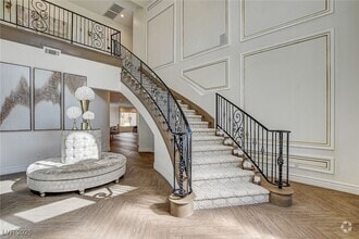 Building Photo - 2272 Coral Ridge Ave