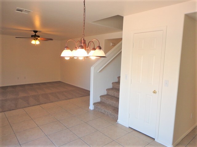 Building Photo - 2162 E Haflinger Way