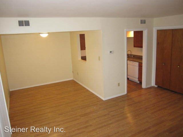 Building Photo - 556 S Trenton Ave