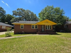 Building Photo - 1855 Broadell Dr