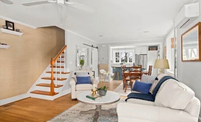 Foto del edificio - 444 Saint Davids Ave