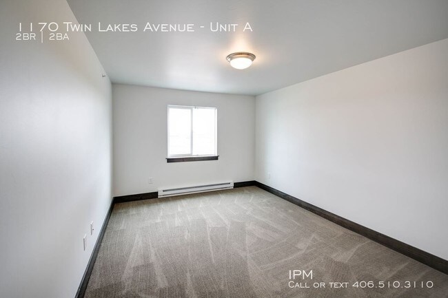 Building Photo - 1170 Twin Lakes Ave