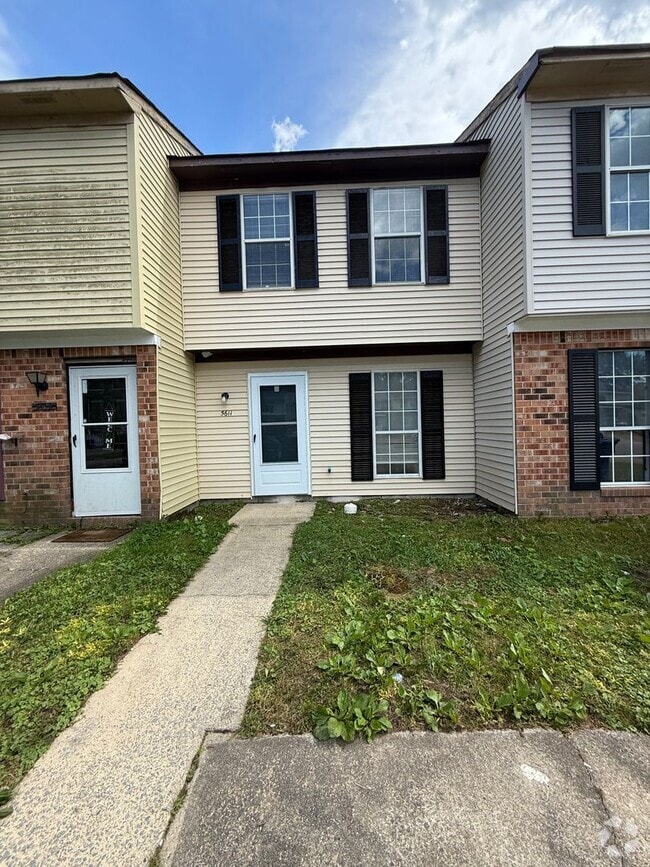 Building Photo - 5611 Gregory Ct