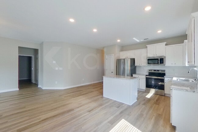 Building Photo - 7064 Foggy River Dr